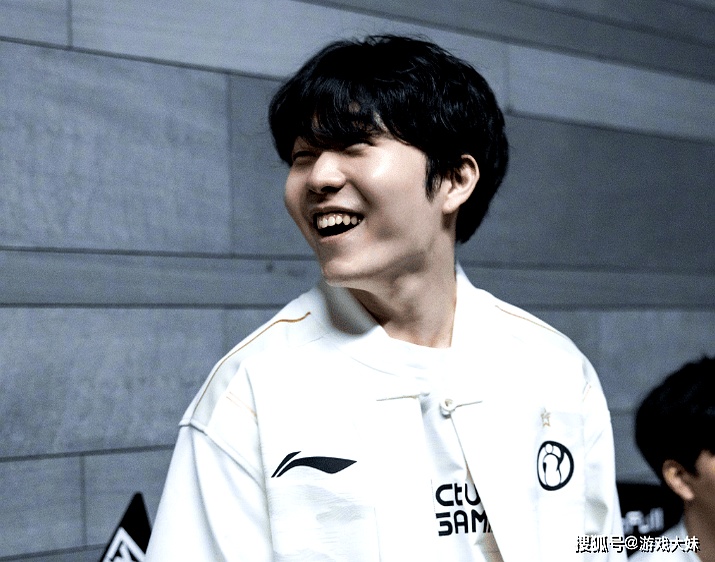 开云官方网站-Rookie焦点对战，哈登与60激战德国队分钟，反败为胜胜负难料！-开云官方网站